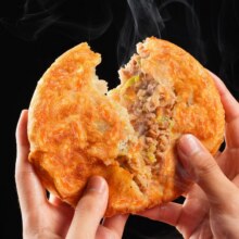 美团 牛爷烧土家鲜肉饼 1个好吃的现做鲜肉饼 全国74城共207家门店可用原价11元现价4.99元