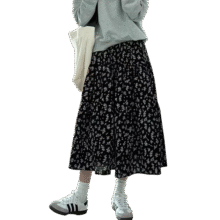 五只白鹅 碎花半身裙女2025夏季新款显瘦遮胯百搭高腰a字半裙中长裙44元