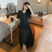 2025夏季新款女装修身显瘦时尚百搭裙子圆领套头遮肉连衣裙DM38.8元（需领券）