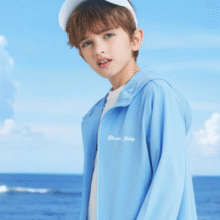 UPF50+防晒！ClassicTeddy 精典泰迪 儿童夏季轻薄防晒衣 多色￥19.90