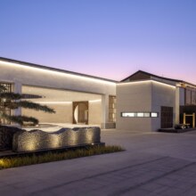美团 无锡荡口古镇美憬阁精选酒店1晚+留客处A或B套餐+伴手礼1份+入住首日欢迎水果+延迟退房3晚2497元（合832.33元/晚）可分开核销，过期退随时退