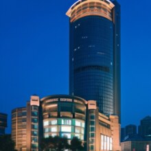 南京 高级双床房-尽览都市动人夜景 2 晚(连住)+早餐2份/天+儿童早餐1份899元（原价1599元）
