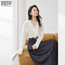 对白 100%莱赛尔衬衫2025春秋系带荷叶边V领女式雪纺衫89元（有首单礼金，超V会员价格更低）