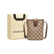 Chearly kitity 包包女包新潮法棍包夏时尚法式小众感腋下包 CK3000230-卡其咖