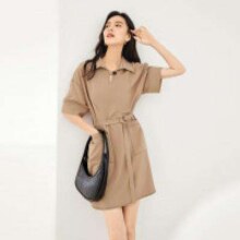 对白 夏装宽松休闲撞色明线双插袋女式短袖连衣裙99元（有首单礼金，超V会员价格更低）