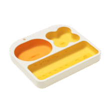 皇宠皇宠宝宝餐盘儿童吸盘式分格盘带刻度硅胶餐盘婴幼儿辅食餐具套装 海贝白-【700ml大容量双刻度】89元 (券后省20)