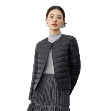 雅鹿轻薄短款羽绒服女2025秋冬新款波浪纹绗线圆领内胆羽绒外套63.94元（需领券）
