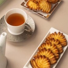 外滩十八号米其林餐厅！乔尔卢布松 法式孔雀酥 85g