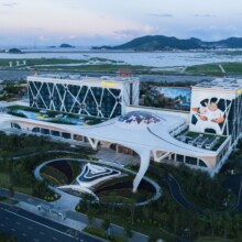 美团 台州方特熊出没酒店1晚+熊熊乐园+酒店-陆乐园接送班车+酒店-水乐园专属通道+室外戏水池+2大1小方特双园双日无限次入园