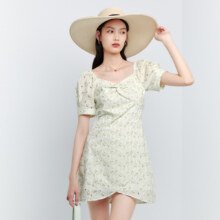 太平鸟 夏季绣花短款连衣裙扭结V领泡泡袖a字裙女85元（超V会员价，有首单礼金价格更低）