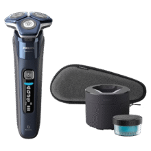 飞利浦（PHILIPS）电动剃须刀旋护7系Pro+ SkinIQ系列 配清洁中心 欧洲版进口 生日纪念日礼物送男友送老公 S7885/50