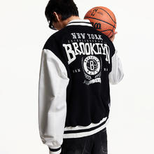 JACK&JONES 杰克琼斯 Jack Jones 杰克琼斯 NBA联名 雄鹿队印花夹克 222421018券后230.08元