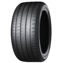 优科豪马（yokohama）横滨汽车轮胎 245/45R20 103W V107E659.01元（需领券）