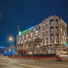 上海虹桥国家会展中心智选假日酒店2晚274.5元/晚，共549元