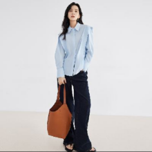 26日10点：对白 2025秋 女式衬衫 肩部垫肩99元
