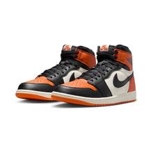 NIKE 耐克 男子AIR JORDAN1RETRO HI OG RMSTD运动训练篮球鞋DZ5485-008735元（多人团）