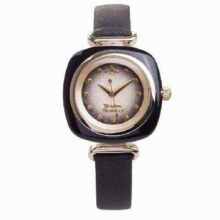 Vivienne Westwood 西太后 薇薇安琥珀方形手表 轻奢高级感石英表1266元包邮（需新客礼金）