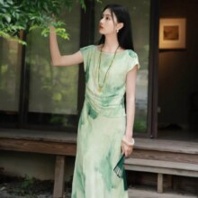 超V：三彩 玉影浮翠2025夏季款中式连衣裙假两件160.3元（1.7折）