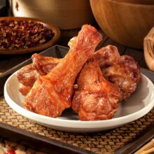 天降福利：周黑鸭 锁骨150g*2+鸭脖135g*1+鸭翅125g*127.32元包邮+220淘金币（需领券）