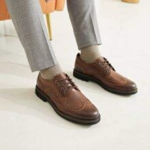 Clarks 其乐 Batcombe 男士英伦复古布洛克雕花德比鞋 261734397新低377.5元包邮