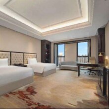 美团【周末不加价】599元1晚高星酒店全国通兑！周中周末通兑！549元（需领券）原价659