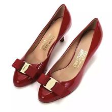 88VIP会员：Salvatore Ferragamo 菲拉格慕 女士蝴蝶结漆皮低跟鞋2849.05元