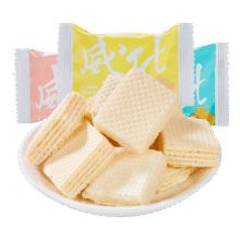 豆乳冰激凌威化饼干休闲膨化夹心饼零食点心小包装 冰激凌威化饼干3包随机味2元
