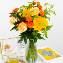 某东鲜花 橘子汽水 夏日鲜花插花花束 含20枝￥15.90 4.4折