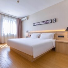 美团酒店 【金秋大促159元1晚】逸柏酒店集团通兑券周末不加价多品牌通用折144.71元/晚！券后7晚仅1013元 可拆分核销 未兑可退