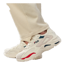 双11预售、前1小时：FILA 斐乐 TRACER轻便运动鞋返后314.5元包邮（返20元红包）