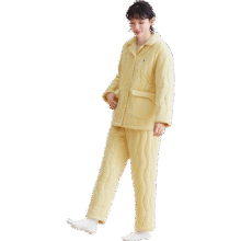 红豆（Hodo）珊瑚绒加厚夹棉睡衣女情侣抗静电男士秋冬季保暖可外穿家居服套装 女士月影黄 翻盖口袋 M (160) 女士259.9元 (券后省20)