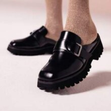 Clarks 其乐 学院系列 Stayso Free 女士复古包头半拖金属穆勒鞋