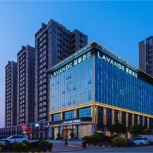 美团酒店 麗枫 【锦江九十周年248元超品通兑券】锦江爆款团购-多店单晚（麗枫,7天酒店白玉兰,锦江都城,丽怡,IU酒店等多品牌）原价370元，下单9件2032元（需领券，合225.78元/件）
