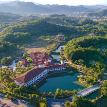 【闽越寻源】武夷山大红袍山庄2-3晚客房+自助早餐+闽越文化体验