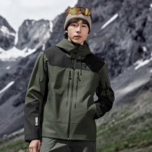 13日10点：乔丹 山神 Ultra Dermizax专业防水冲锋衣 雪线硬壳308.88元包邮(淘金币抵扣低至271.2元)