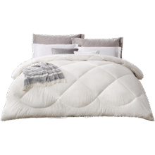 富安娜家纺 羊毛被芯冬季加厚双人抗菌保暖被子 冬被【51%新西兰羊毛】暖梦 203*229cm149元 (券后省0.5,月销2000+)