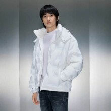 GXG 冬季GXG男士三色休闲潮搭连帽鸭绒短款羽绒服男218元