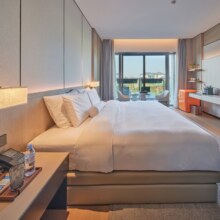 美团 扬州迎宾馆1晚+瘦西湖温泉门票2张+趣园茶社·双人早茶套餐+双人国风旅拍尊享服务+非遗手工课·小剧场·灵宠投喂等礼遇