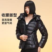 20点:美力城 轻盈鹅绒服 短款暖天鹅羽绒服女秋冬新款三防外套 黑色 165/88A