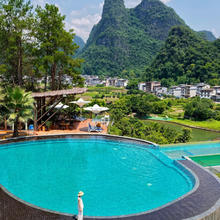 阳朔发呆悬空温泉酒店1-2晚+旅拍+亲子友好