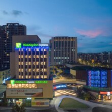 美团 洲际酒店集团 智选假日酒店 两晚含单/双早 全国多地多店通兑 可拆分