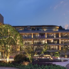 杭州开元森泊度假酒店2晚+旅拍跟拍礼遇+首日欢迎水果+首日minibar饮品+单人水乐园或幻想岛门票2张