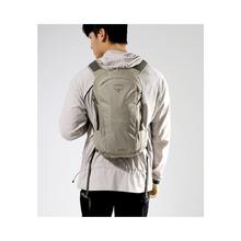 OSPREY 日光棕褐色混凝土 13L