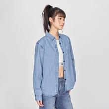 Lee 【春秋款牛仔衬衫】翻领小刺绣Logo浅蓝色女士长袖百搭衬衣LWT0098526DE00FA08023