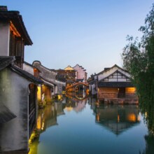 美团 乌镇旅业 通安/枕水/民宿/昭明4店通兑1晚 双人西栅门票 DIY活动 景区游览车 行李托运 双早 可到3/31 随时退