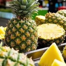 集南鲜 云南黑钻凤梨 4.5斤 约3个