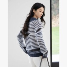 10点：对白 2026春装含绵羊毛条纹撞色翻领毛衣时髦休闲套头女式针织衫