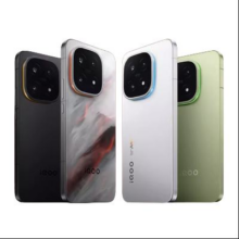 去商家购买 vivo iQOO 15 旗舰手机 12+256G版