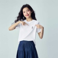 佐丹奴 2026春夏新款纯棉望远镜猫咪刺绣圆领针织短袖T恤女士 L 白色（01） 
规格: L 白色（01）  输出: 佐丹奴 纯棉猫咪刺绣圆领针织短袖T恤 女士 L 白色（01）
