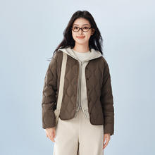 16日10点：波司登 女士基础款轻暖羽绒服 B250131012